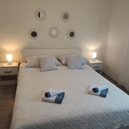 G&S Apartment Tribunj  Ngoại thất bức ảnh