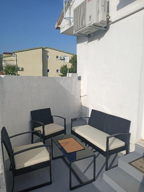 G&S Apartment Tribunj  Ngoại thất bức ảnh