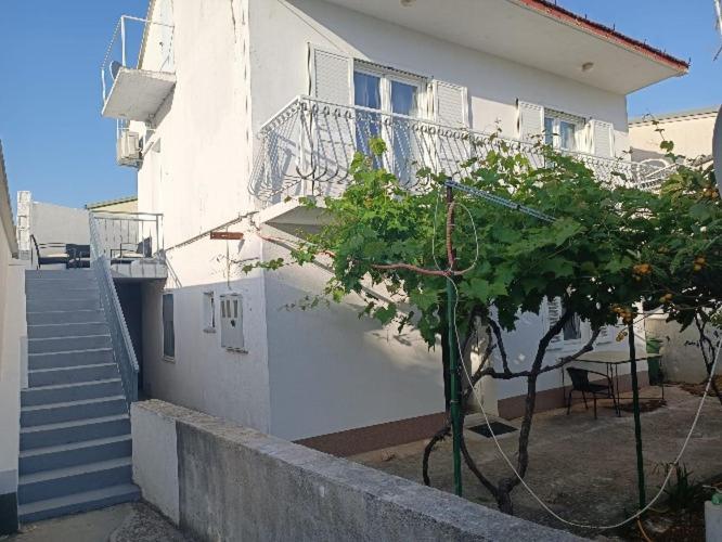 G&S Apartment Tribunj  Ngoại thất bức ảnh